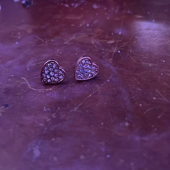 Diamond embroidered heart earrings - Picture 1 of 3